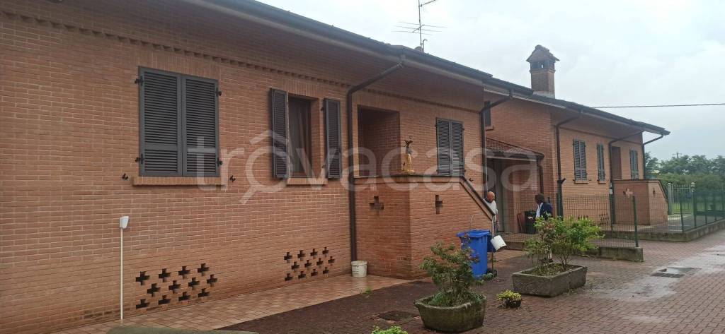 casa indipendente in vendita a Fara Gera d'Adda
