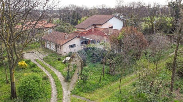 casa indipendente in vendita a Fara Gera d'Adda