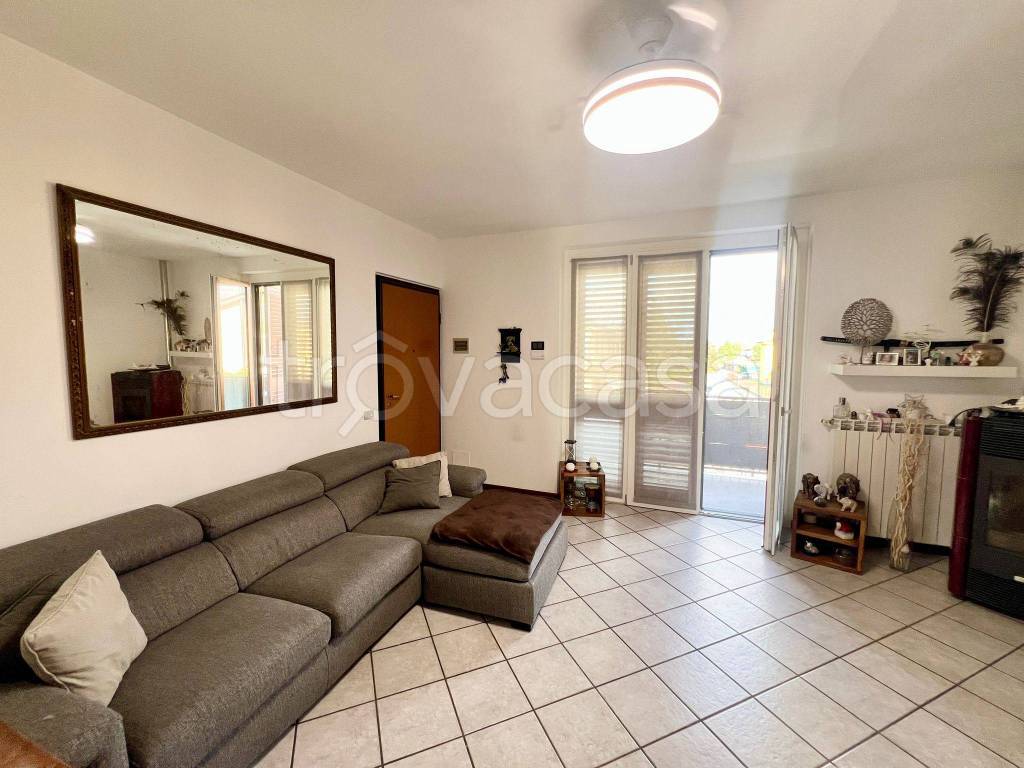 appartamento in vendita a Fara Gera d'Adda in zona Badalasco