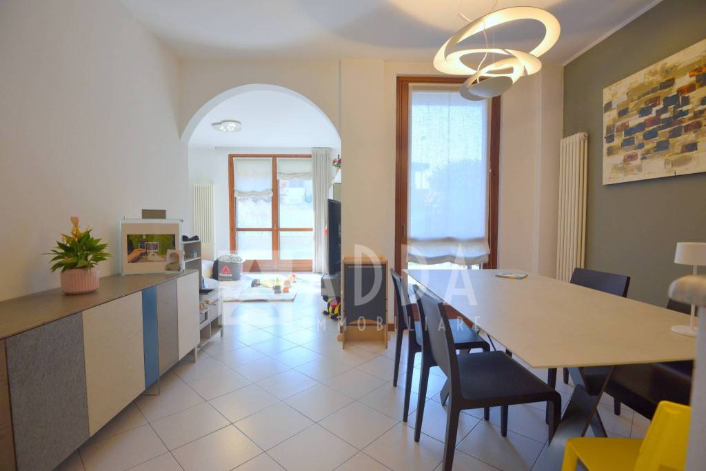 casa indipendente in vendita a Fara Gera d'Adda