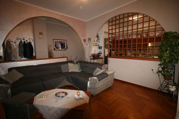 appartamento in vendita a Fara Gera d'Adda in zona Badalasco