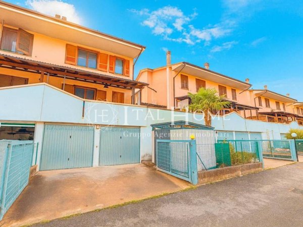 casa indipendente in vendita a Fara Gera d'Adda