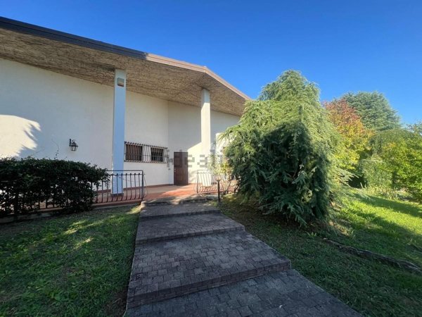 casa indipendente in vendita a Fara Gera d'Adda