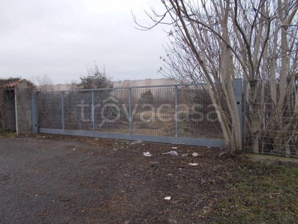 terreno edificabile in vendita a Fara Gera d'Adda