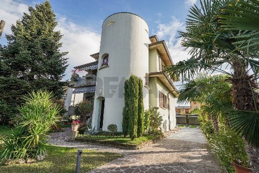 casa indipendente in vendita a Fara Gera d'Adda