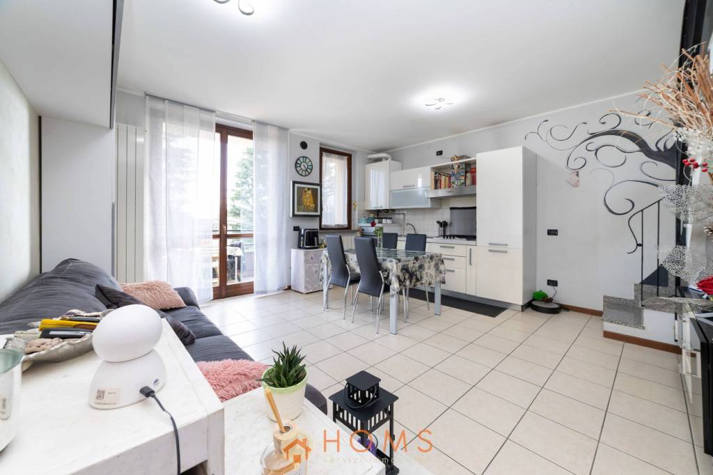 appartamento in vendita a Fara Gera d'Adda in zona Badalasco