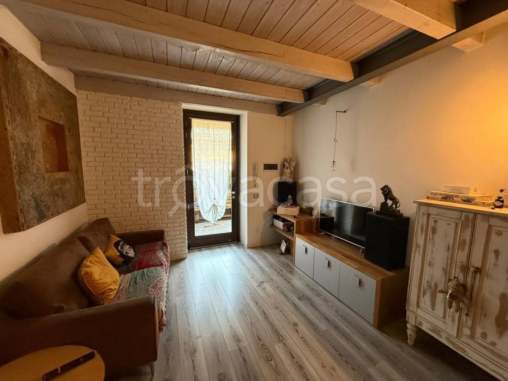 appartamento in vendita a Fara Gera d'Adda