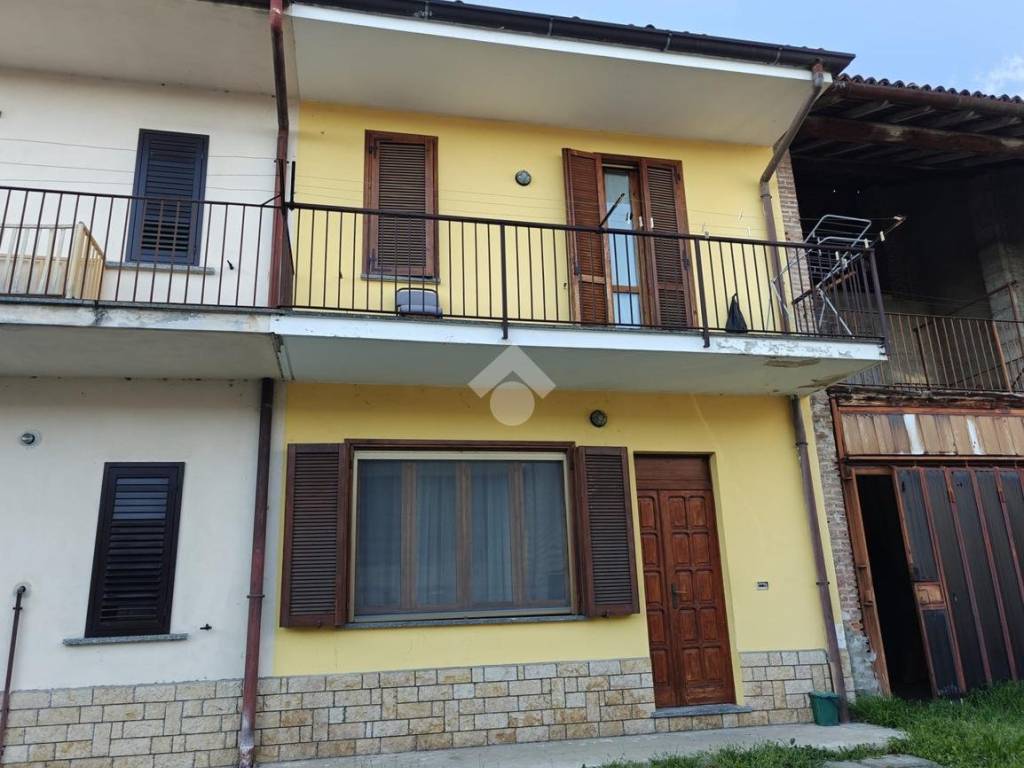 appartamento in vendita a Fara Gera d'Adda