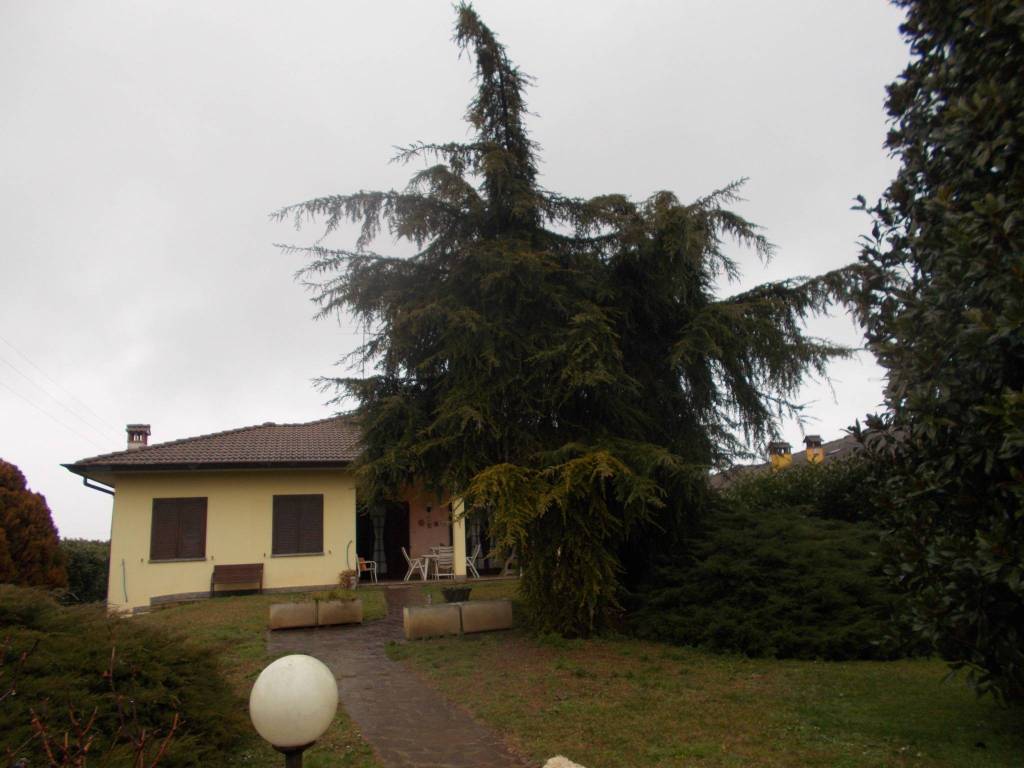 casa indipendente in vendita a Fara Gera d'Adda