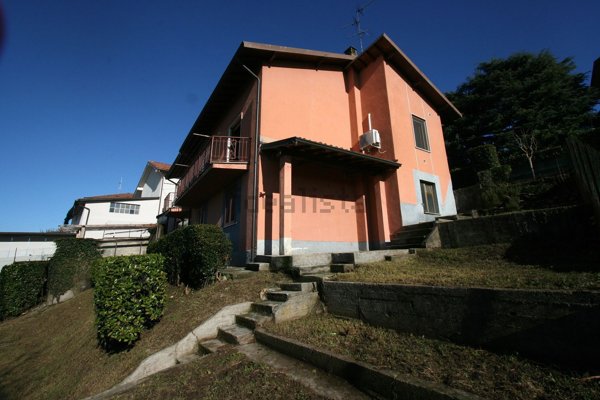 casa indipendente in vendita a Fara Gera d'Adda