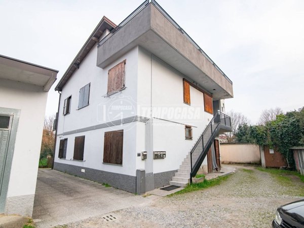 appartamento in vendita a Fara Gera d'Adda
