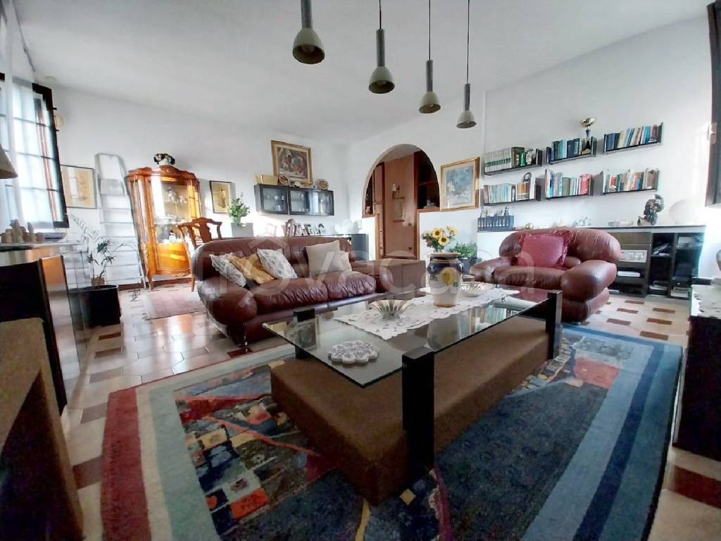 casa indipendente in vendita a Fara Gera d'Adda in zona Badalasco