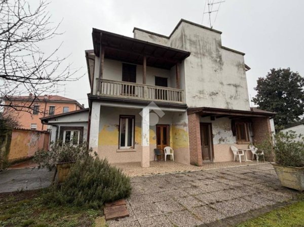 casa indipendente in vendita a Fara Gera d'Adda