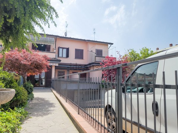 casa indipendente in vendita a Fara Gera d'Adda