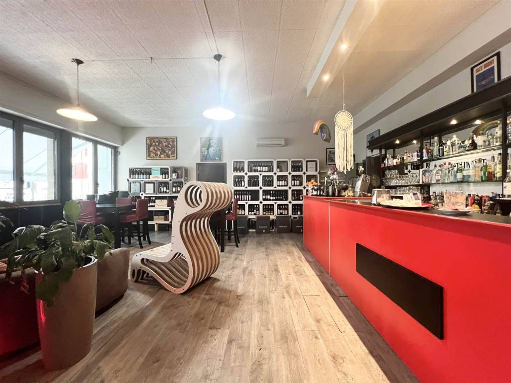 negozio in vendita a Fara Gera d'Adda