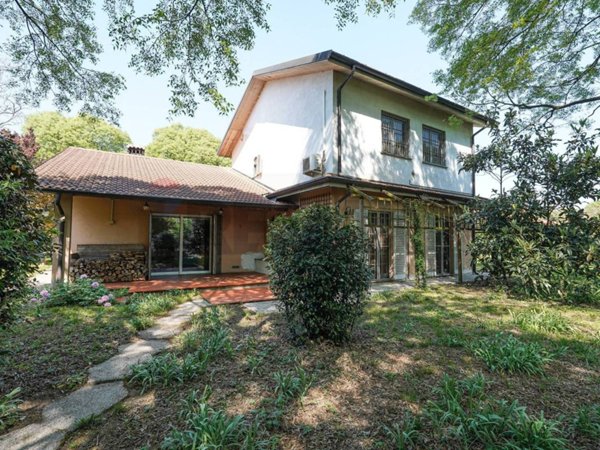 casa indipendente in vendita a Fara Gera d'Adda