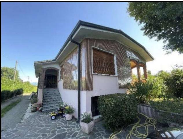 casa indipendente in vendita a Fara Gera d'Adda