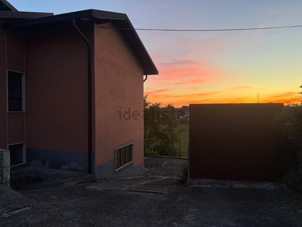 casa indipendente in vendita a Fara Gera d'Adda