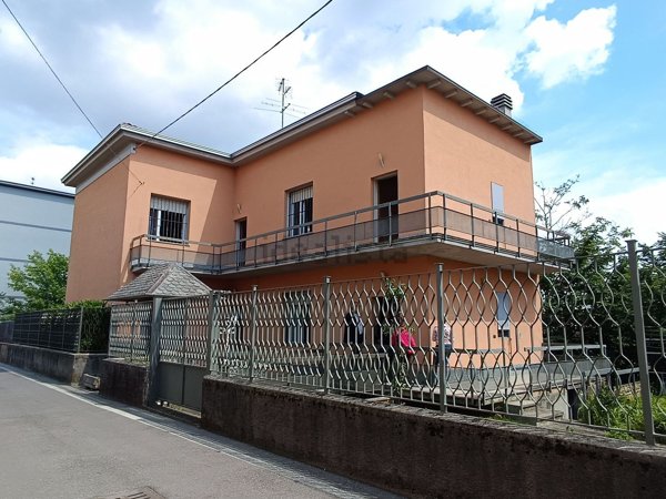 casa indipendente in vendita a Fara Gera d'Adda