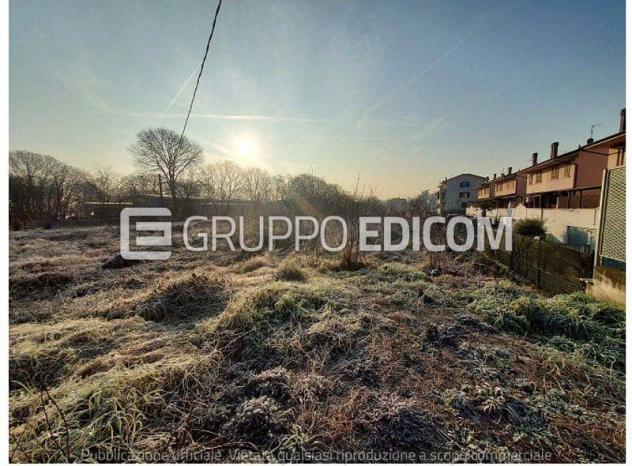 terreno edificabile in vendita a Fara Gera d'Adda