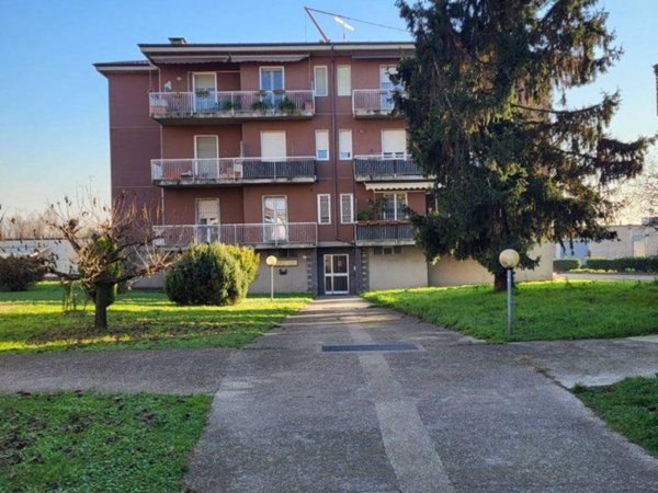 appartamento in vendita a Fara Gera d'Adda in zona Badalasco