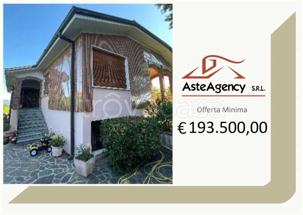 casa indipendente in vendita a Fara Gera d'Adda