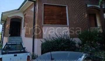 casa indipendente in vendita a Fara Gera d'Adda