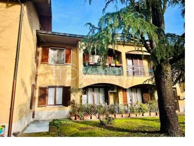 appartamento in vendita a Fara Gera d'Adda