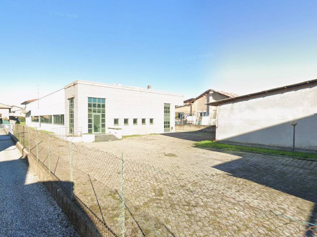 ufficio in vendita a Fara Gera d'Adda