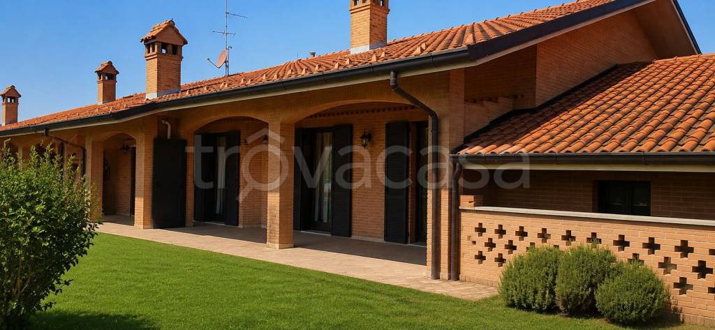 casa indipendente in vendita a Fara Gera d'Adda