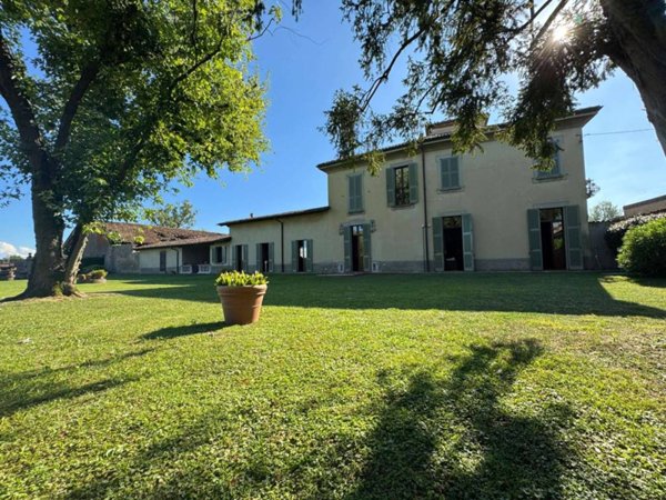 casa indipendente in vendita a Fara Gera d'Adda in zona Badalasco