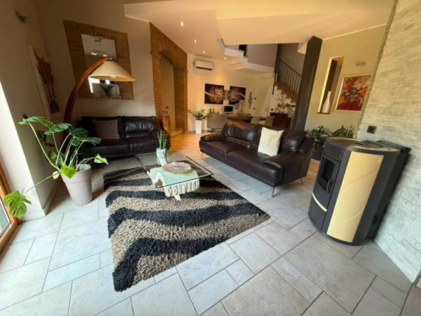 casa indipendente in vendita a Fara Gera d'Adda