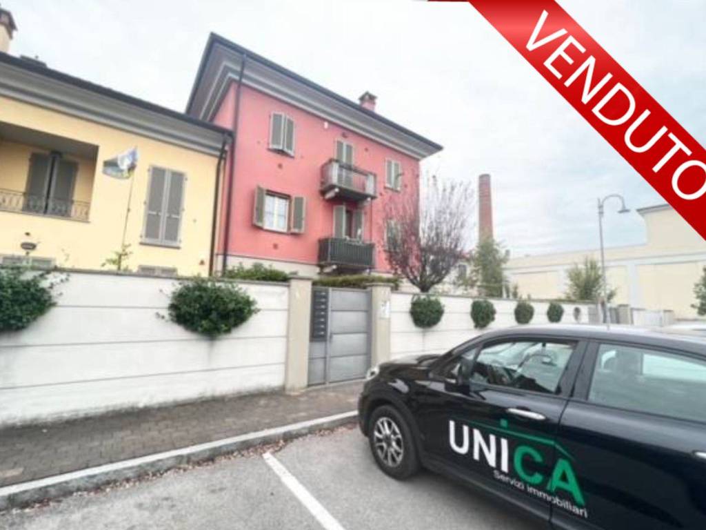 appartamento in vendita a Fara Gera d'Adda