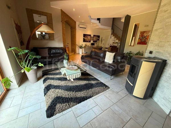 casa indipendente in vendita a Fara Gera d'Adda