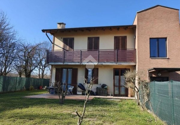 appartamento in vendita a Fara Gera d'Adda