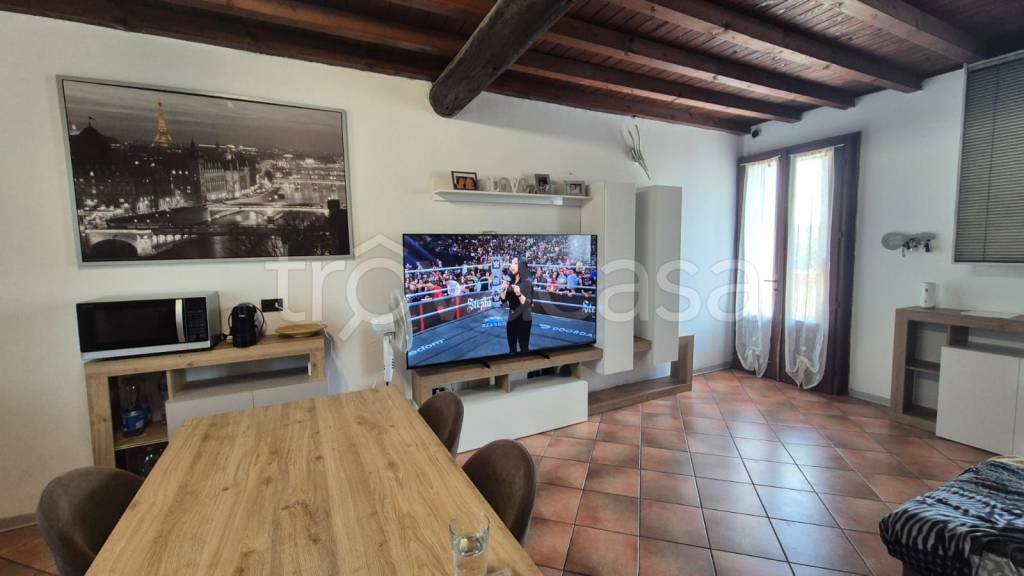 appartamento in vendita a Fara Gera d'Adda