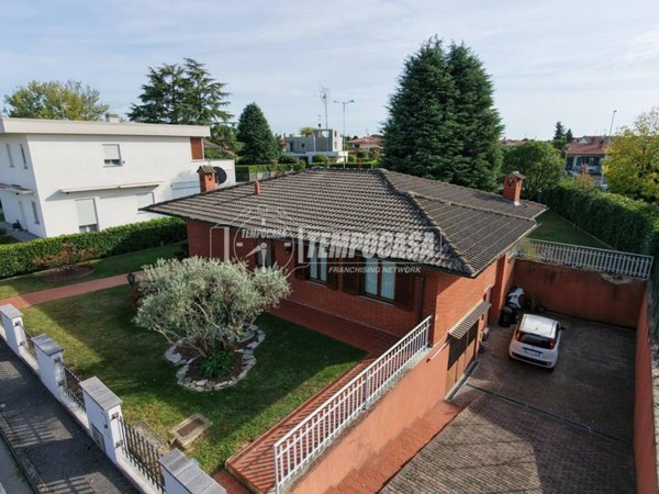 casa indipendente in vendita a Fara Gera d'Adda