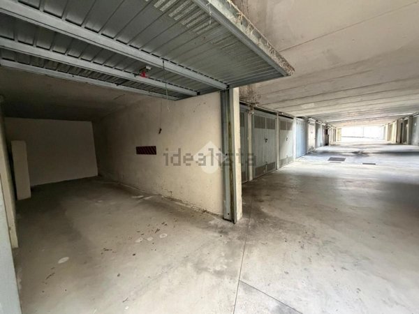 box auto in vendita a Fara Gera d'Adda