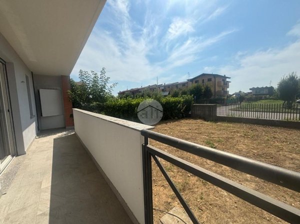 appartamento in vendita a Fara Olivana con Sola