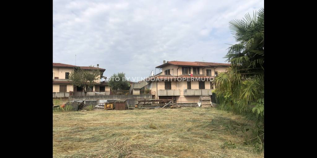 casa indipendente in vendita a Fara Olivana con Sola in zona Sola