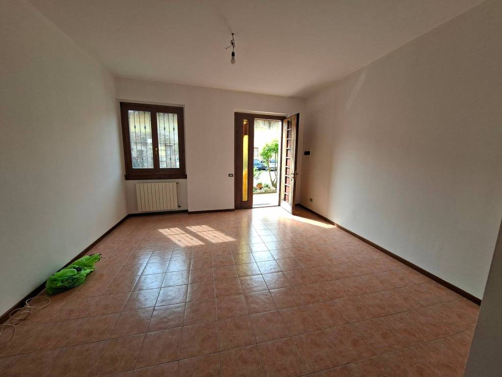 appartamento in vendita a Fara Olivana con Sola