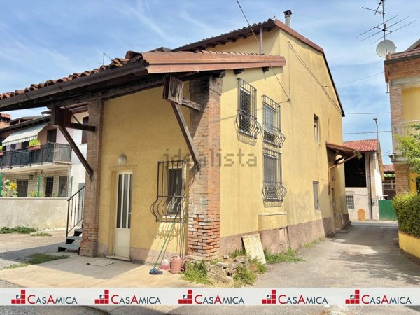casa indipendente in vendita a Fara Olivana con Sola in zona Sola