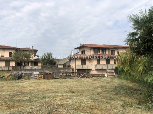 casa indipendente in vendita a Fara Olivana con Sola in zona Sola