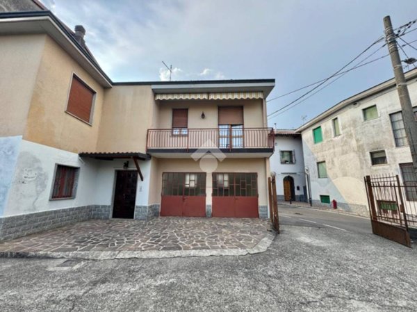 appartamento in vendita a Filago