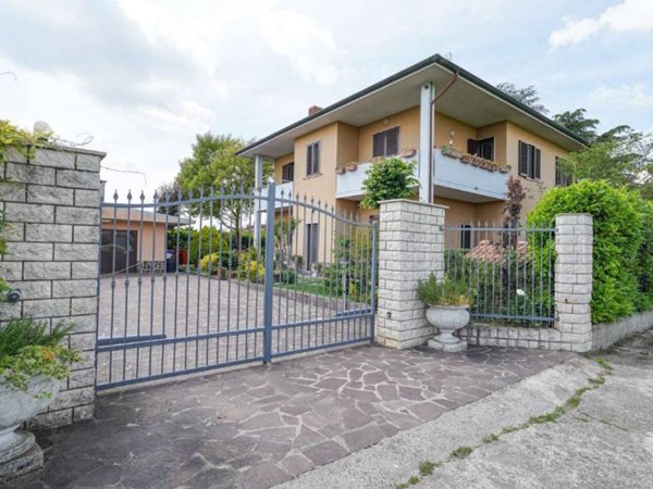 casa indipendente in vendita a Filago