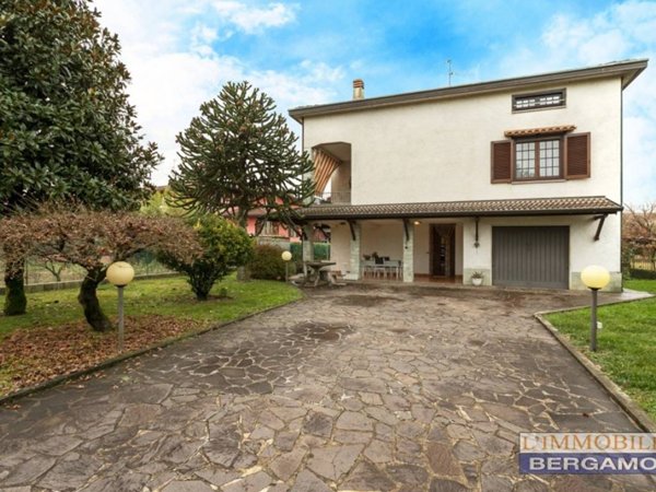 casa indipendente in vendita a Filago