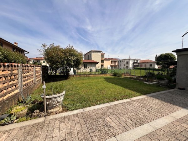 casa indipendente in vendita a Filago