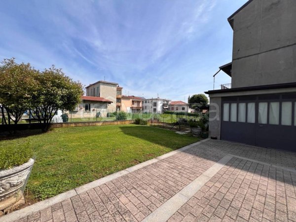 casa indipendente in vendita a Filago