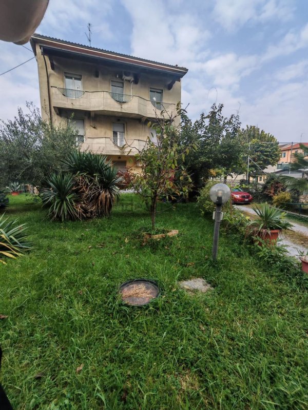 casa indipendente in vendita a Filago