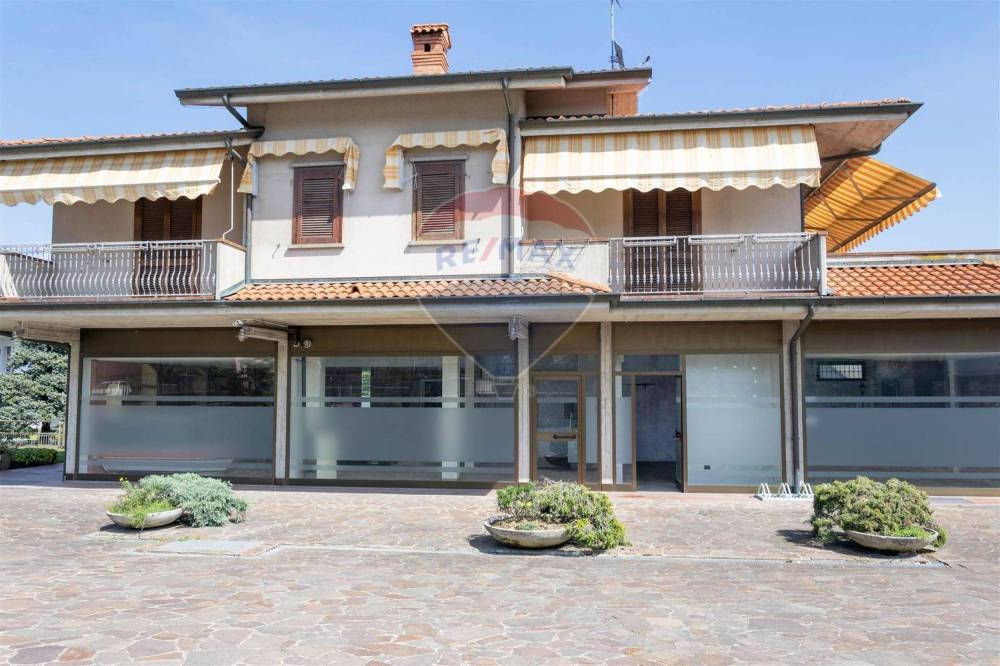 locale commerciale in vendita a Filago